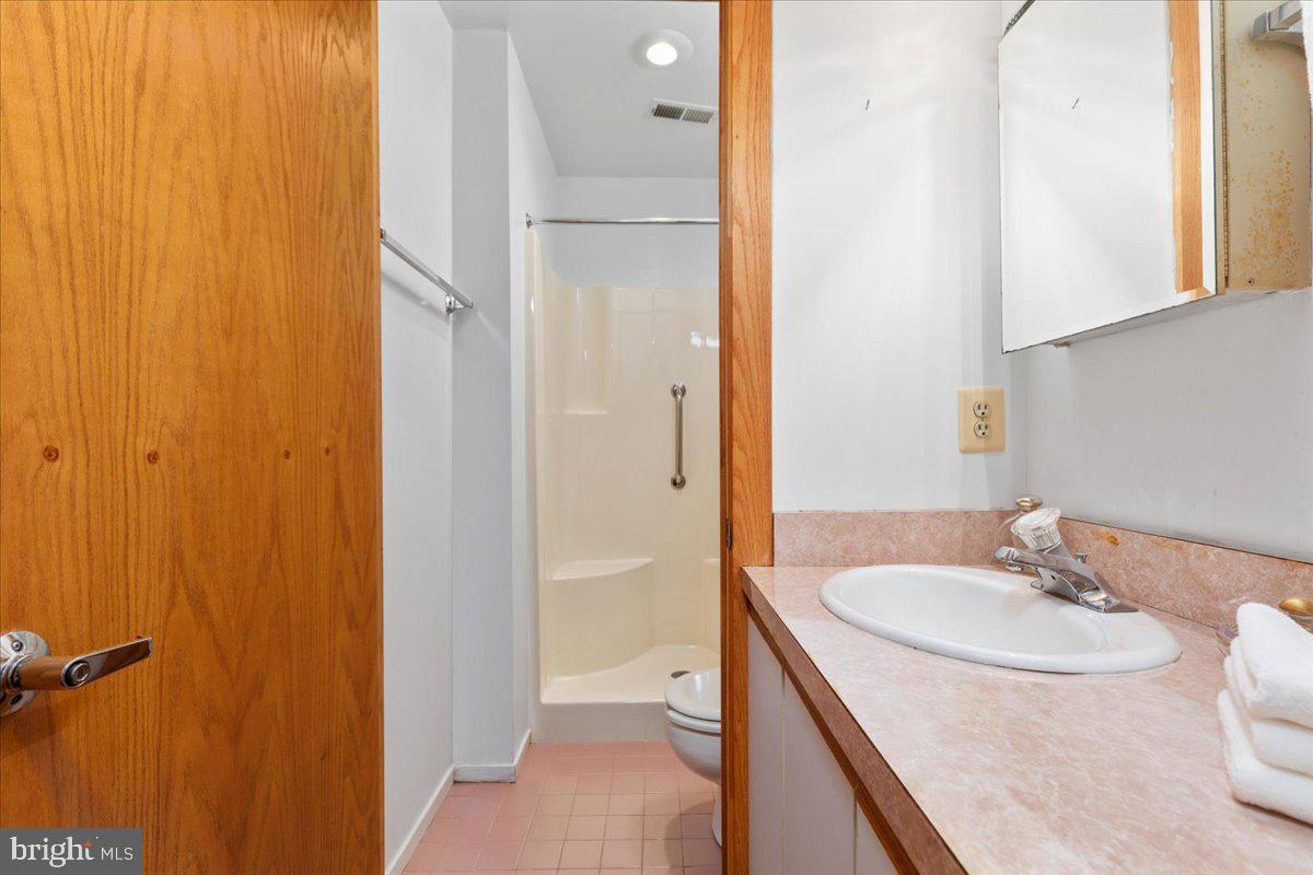 11656 SANDAL WOOD LN, MANASSAS, Virginia 20112, 4 Bedrooms Bedrooms, ,4 BathroomsBathrooms,Residential,For sale,11656 SANDAL WOOD LN,VAPW2095982 MLS # VAPW2095982