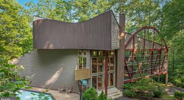 11656 SANDAL WOOD LN, MANASSAS, Virginia 20112, 4 Bedrooms Bedrooms, ,4 BathroomsBathrooms,Residential,For sale,11656 SANDAL WOOD LN,VAPW2095982 MLS # VAPW2095982