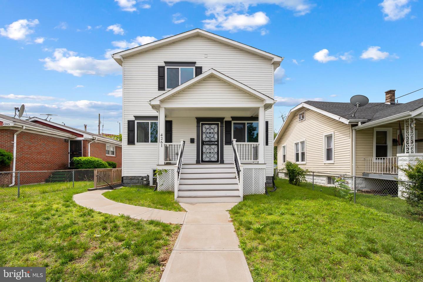 4261 MEADE ST NE, WASHINGTON, District Of Columbia 20019, 6 Bedrooms Bedrooms, 6 Rooms Rooms,5 BathroomsBathrooms,Residential,For sale,4261 MEADE ST NE,DCDC2203556 MLS # DCDC2203556
