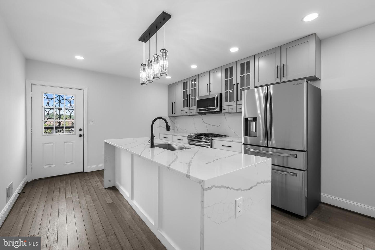 4261 MEADE ST NE, WASHINGTON, District Of Columbia 20019, 6 Bedrooms Bedrooms, 6 Rooms Rooms,5 BathroomsBathrooms,Residential,For sale,4261 MEADE ST NE,DCDC2203556 MLS # DCDC2203556
