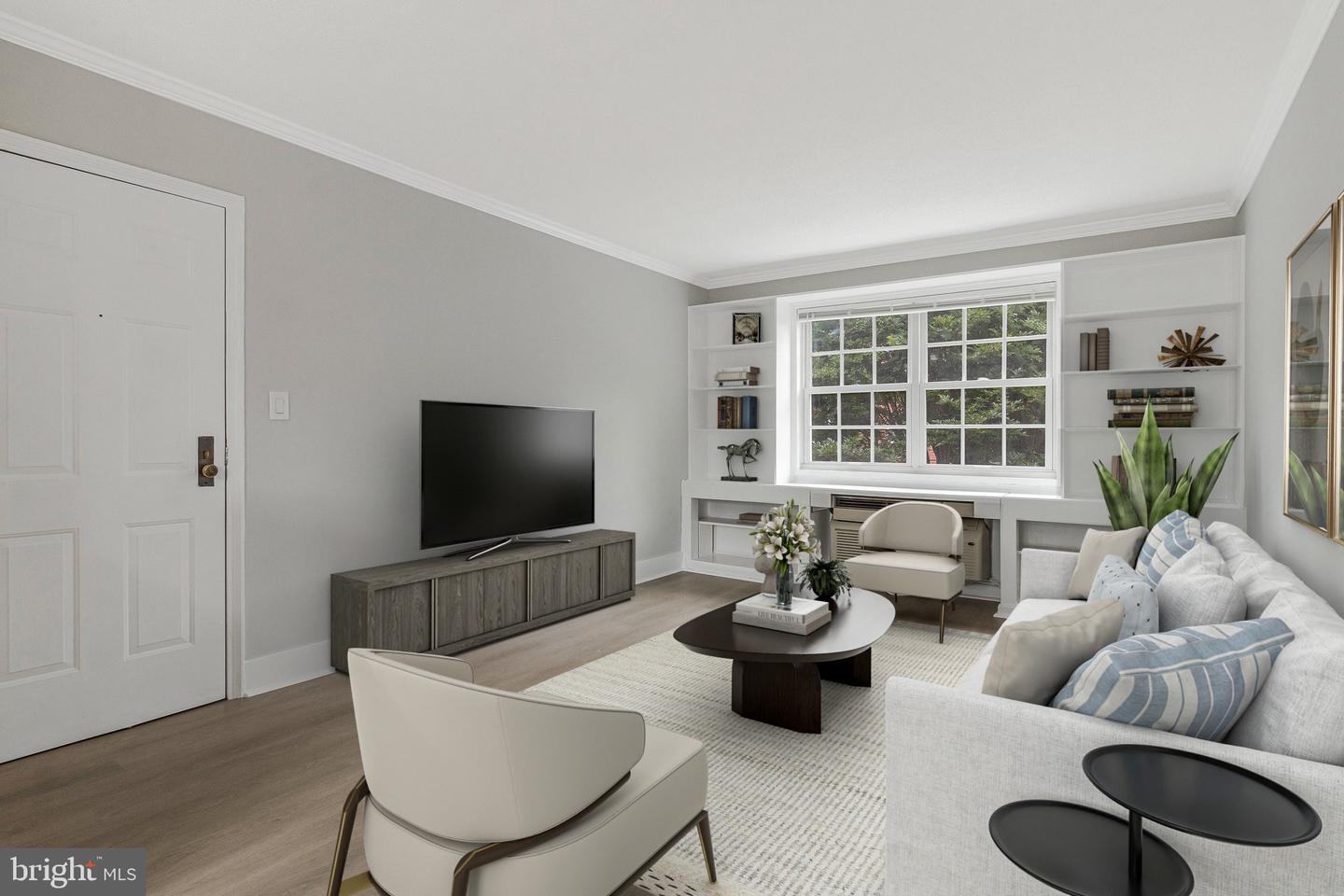 1724 W ABINGDON DR #201, ALEXANDRIA, Virginia 22314, 1 Bedroom Bedrooms, ,1 BathroomBathrooms,Residential,For sale,1724 W ABINGDON DR #201,VAAX2045960 MLS # VAAX2045960