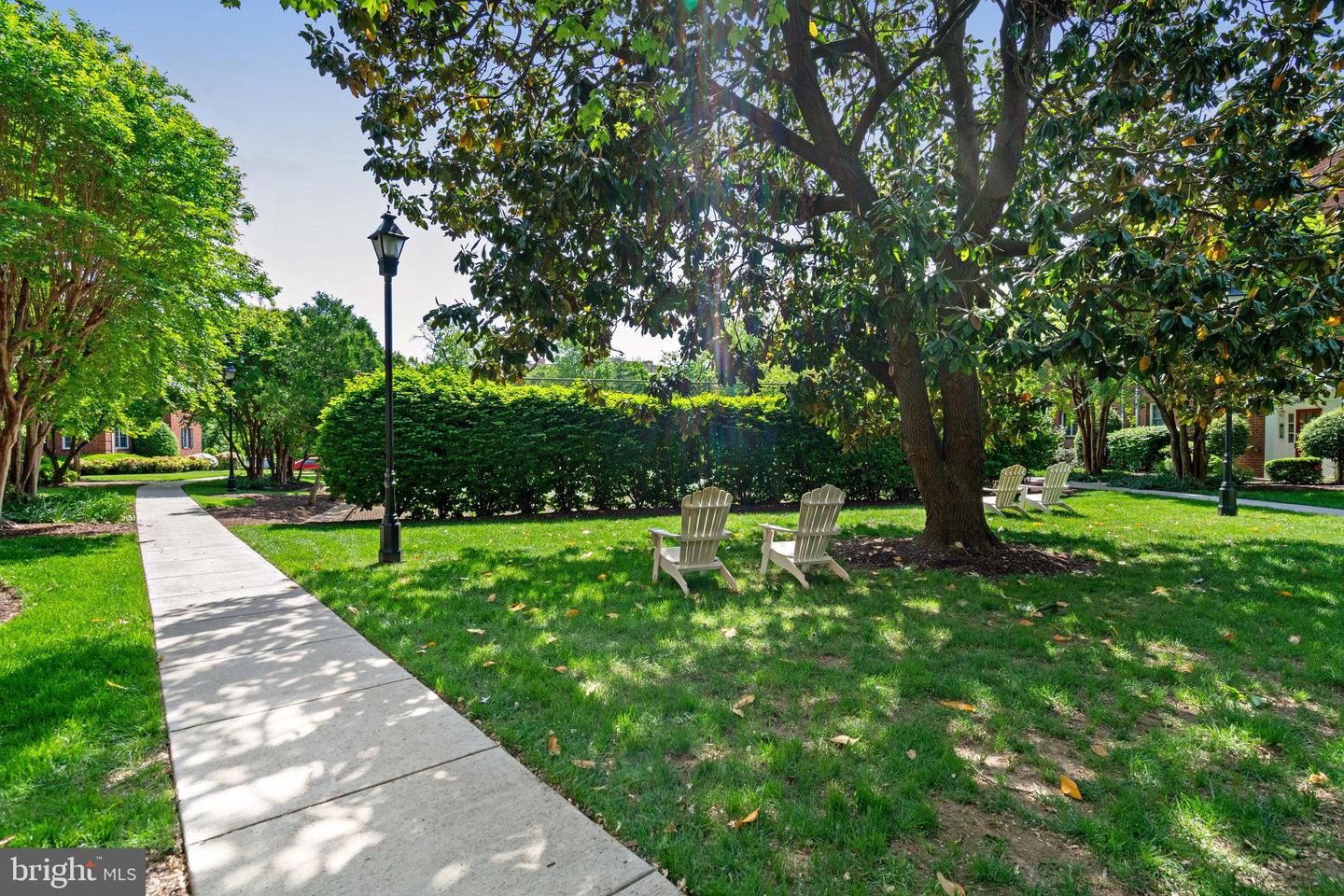 1724 W ABINGDON DR #201, ALEXANDRIA, Virginia 22314, 1 Bedroom Bedrooms, ,1 BathroomBathrooms,Residential,For sale,1724 W ABINGDON DR #201,VAAX2045960 MLS # VAAX2045960
