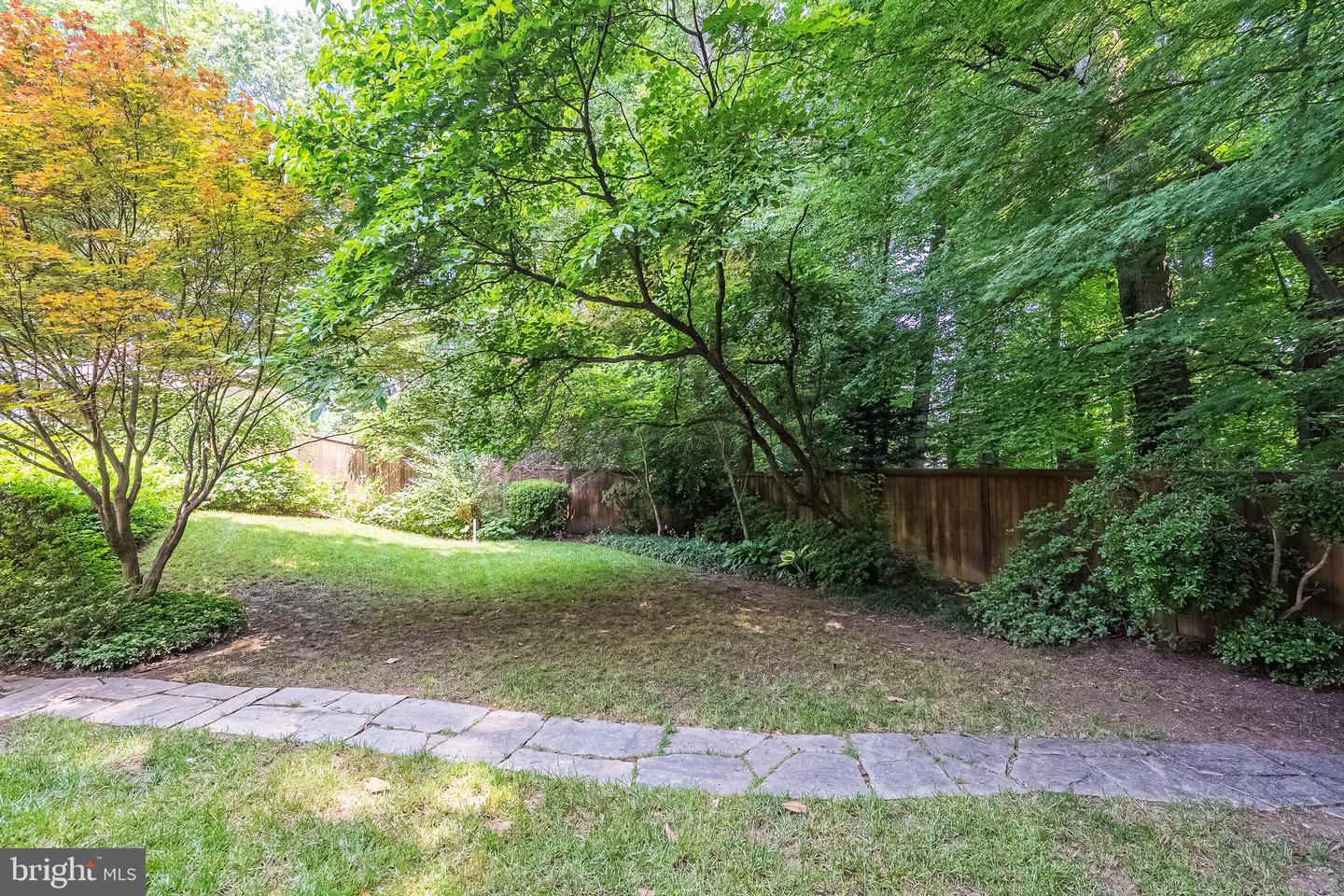 3416 COUNTRY HILL DR, FAIRFAX, Virginia 22030, 4 Bedrooms Bedrooms, ,2 BathroomsBathrooms,Residential,For sale,3416 COUNTRY HILL DR,VAFC2006418 MLS # VAFC2006418
