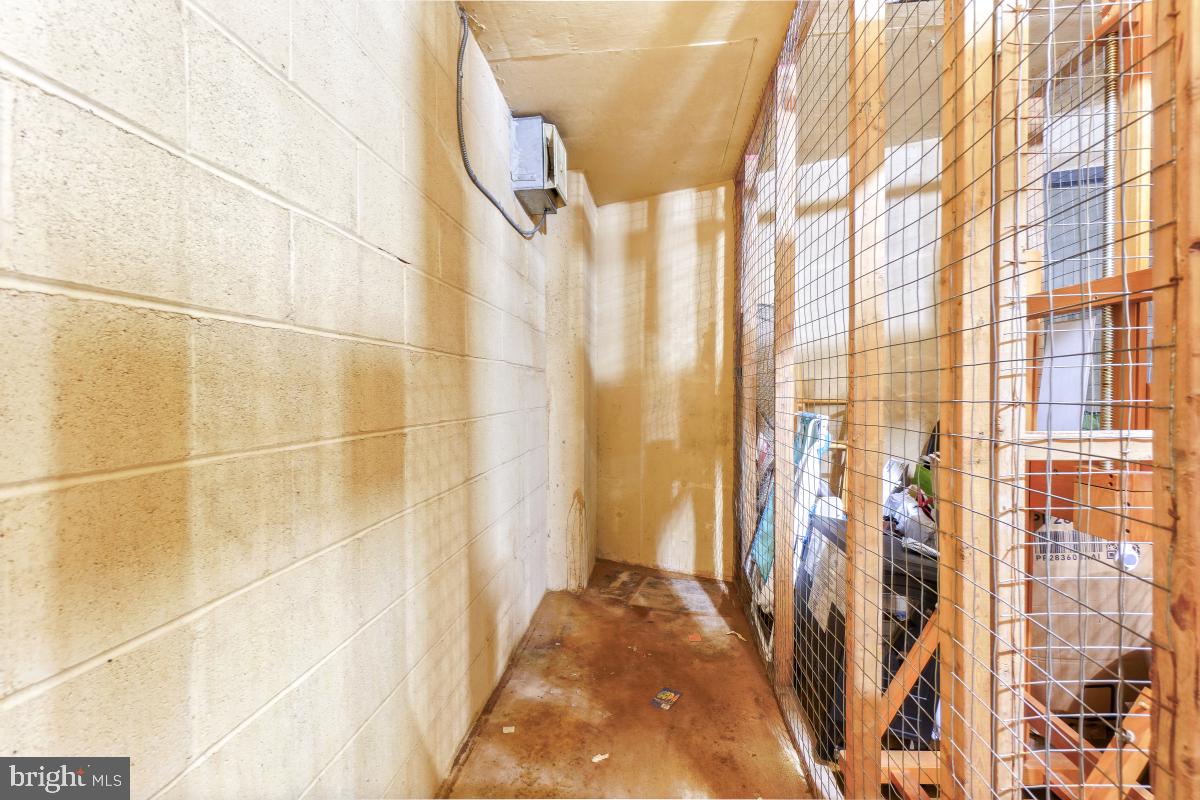 5902 MOUNT EAGLE DR #718, ALEXANDRIA, Virginia 22303, 3 Bedrooms Bedrooms, 10 Rooms Rooms,2 BathroomsBathrooms,Residential,For sale,5902 MOUNT EAGLE DR #718,VAFX2244920 MLS # VAFX2244920