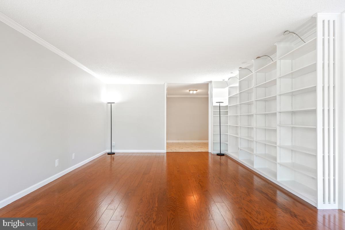 5902 MOUNT EAGLE DR #718, ALEXANDRIA, Virginia 22303, 3 Bedrooms Bedrooms, 10 Rooms Rooms,2 BathroomsBathrooms,Residential,For sale,5902 MOUNT EAGLE DR #718,VAFX2244920 MLS # VAFX2244920