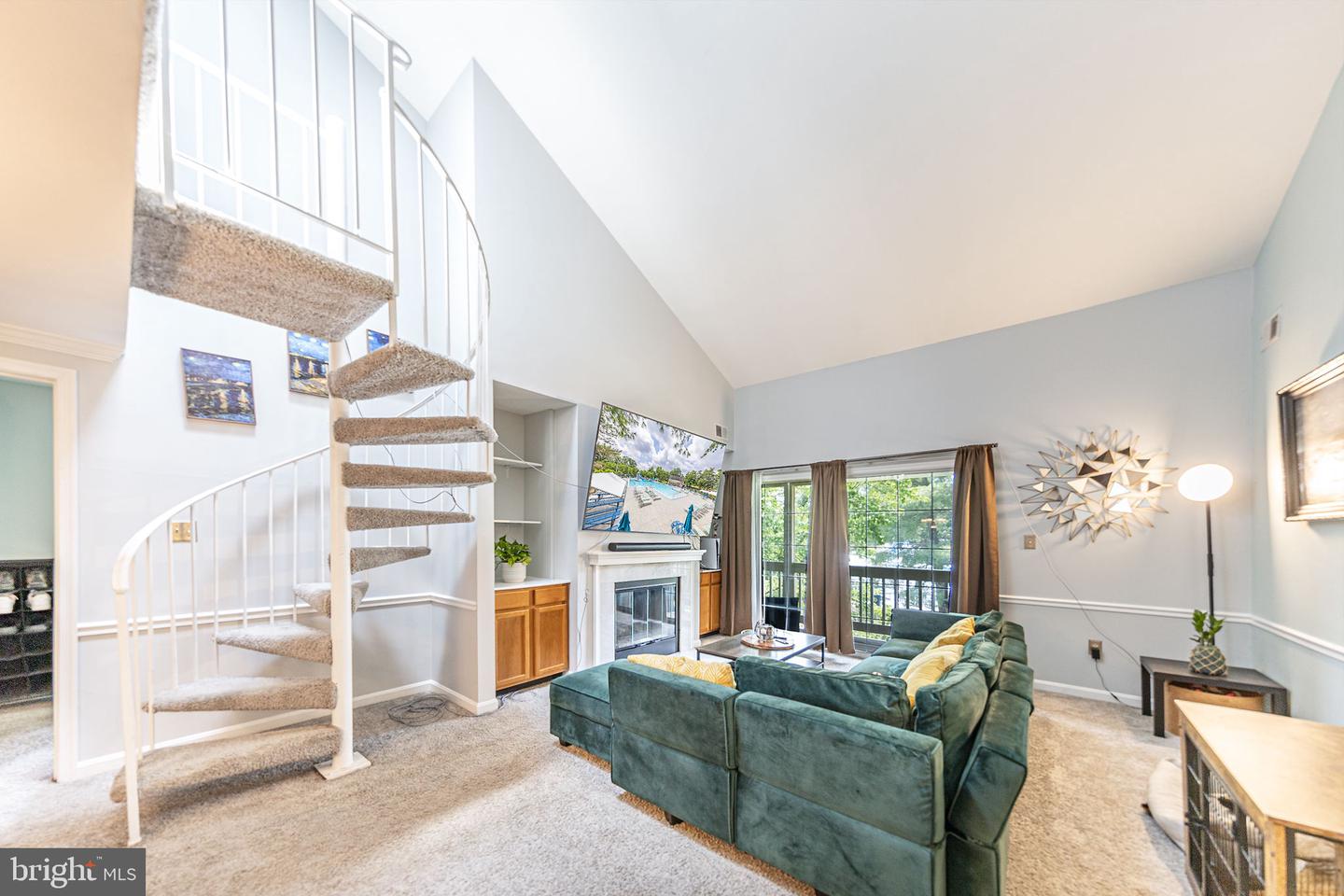 12367 WADSWORTH WAY #40, WOODBRIDGE, Virginia 22192, 2 Bedrooms Bedrooms, ,2 BathroomsBathrooms,Residential,For sale,12367 WADSWORTH WAY #40,VAPW2096106 MLS # VAPW2096106