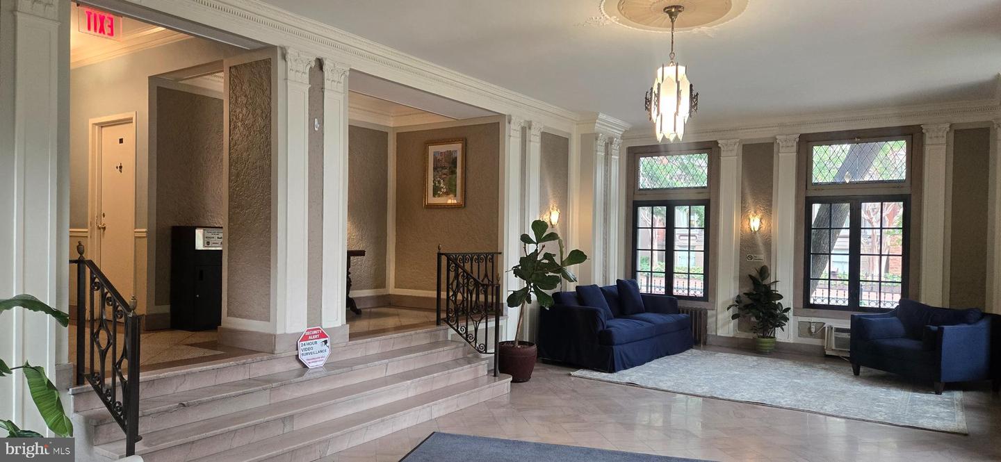 1101 L ST NW #406, WASHINGTON, District Of Columbia 20005, ,1 BathroomBathrooms,Residential,For sale,1101 L ST NW #406,DCDC2203738 MLS # DCDC2203738