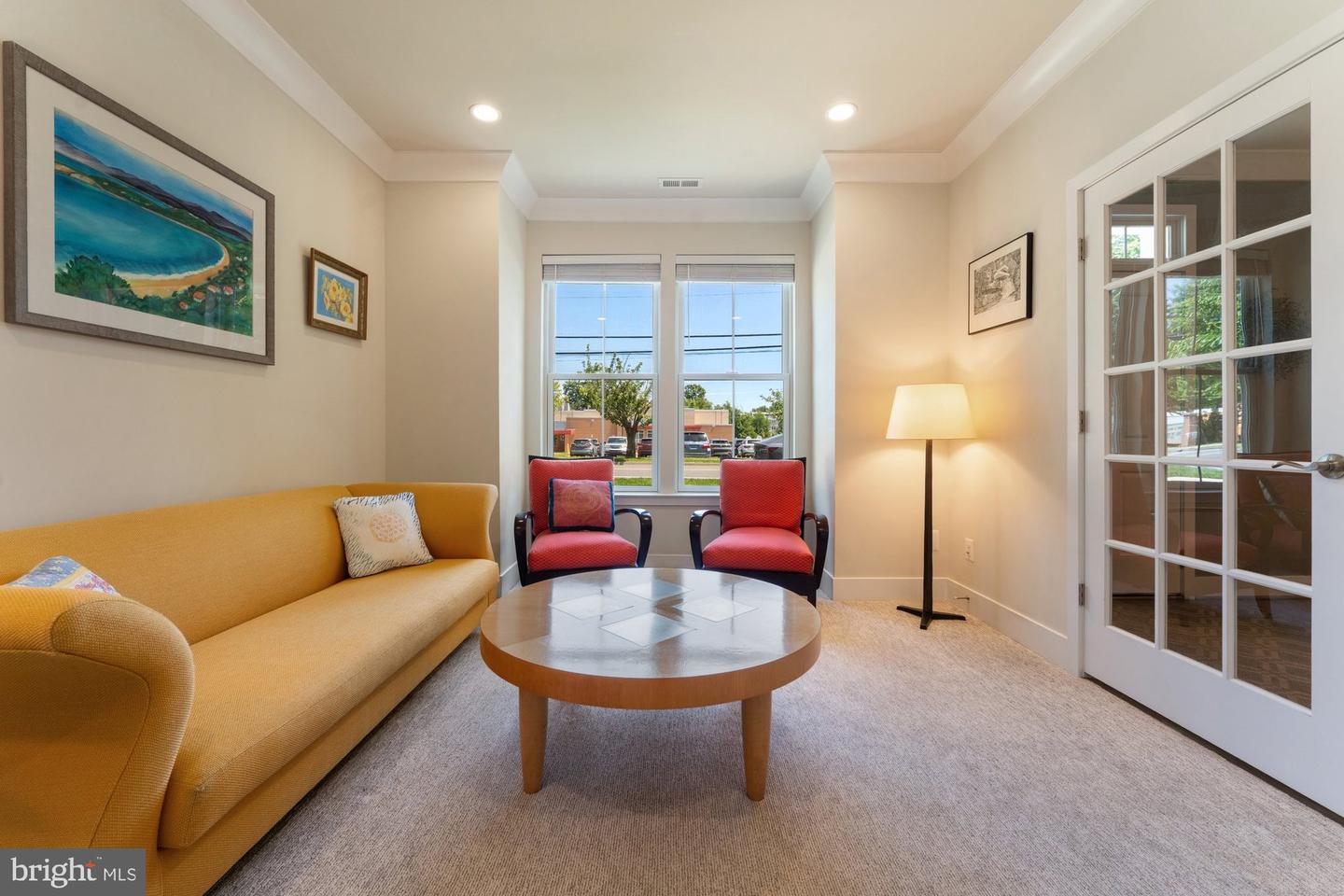 145 CENTER ST S #4, VIENNA, Virginia 22180, 4 Bedrooms Bedrooms, ,3 BathroomsBathrooms,Residential,For sale,145 CENTER ST S #4,VAFX2245076 MLS # VAFX2245076