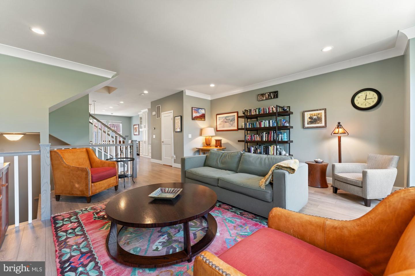 145 CENTER ST S #4, VIENNA, Virginia 22180, 4 Bedrooms Bedrooms, ,3 BathroomsBathrooms,Residential,For sale,145 CENTER ST S #4,VAFX2245076 MLS # VAFX2245076