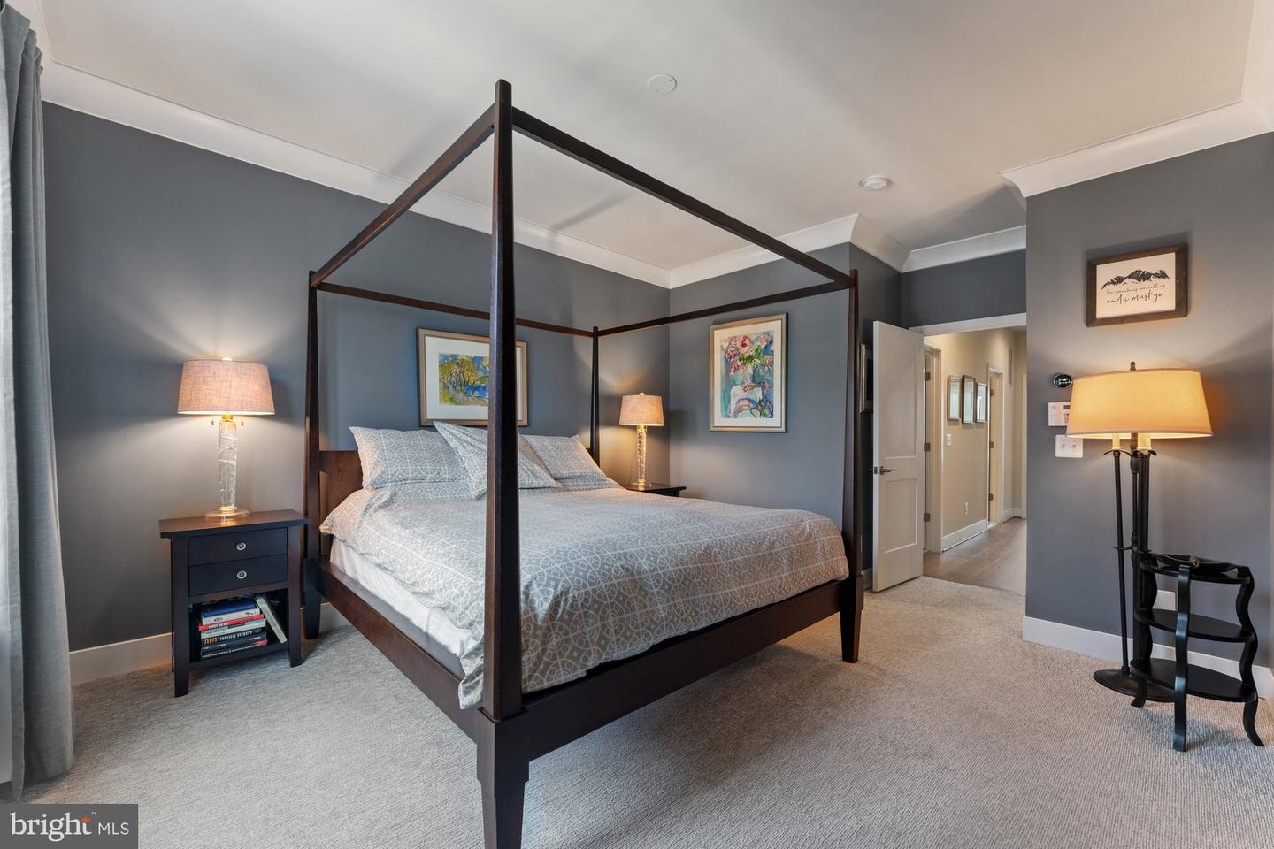 145 CENTER ST S #4, VIENNA, Virginia 22180, 4 Bedrooms Bedrooms, ,3 BathroomsBathrooms,Residential,For sale,145 CENTER ST S #4,VAFX2245076 MLS # VAFX2245076