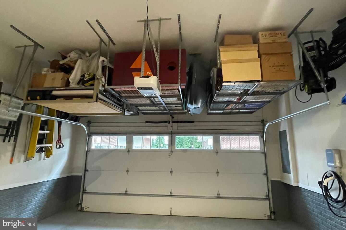 145 CENTER ST S #4, VIENNA, Virginia 22180, 4 Bedrooms Bedrooms, ,3 BathroomsBathrooms,Residential,For sale,145 CENTER ST S #4,VAFX2245076 MLS # VAFX2245076