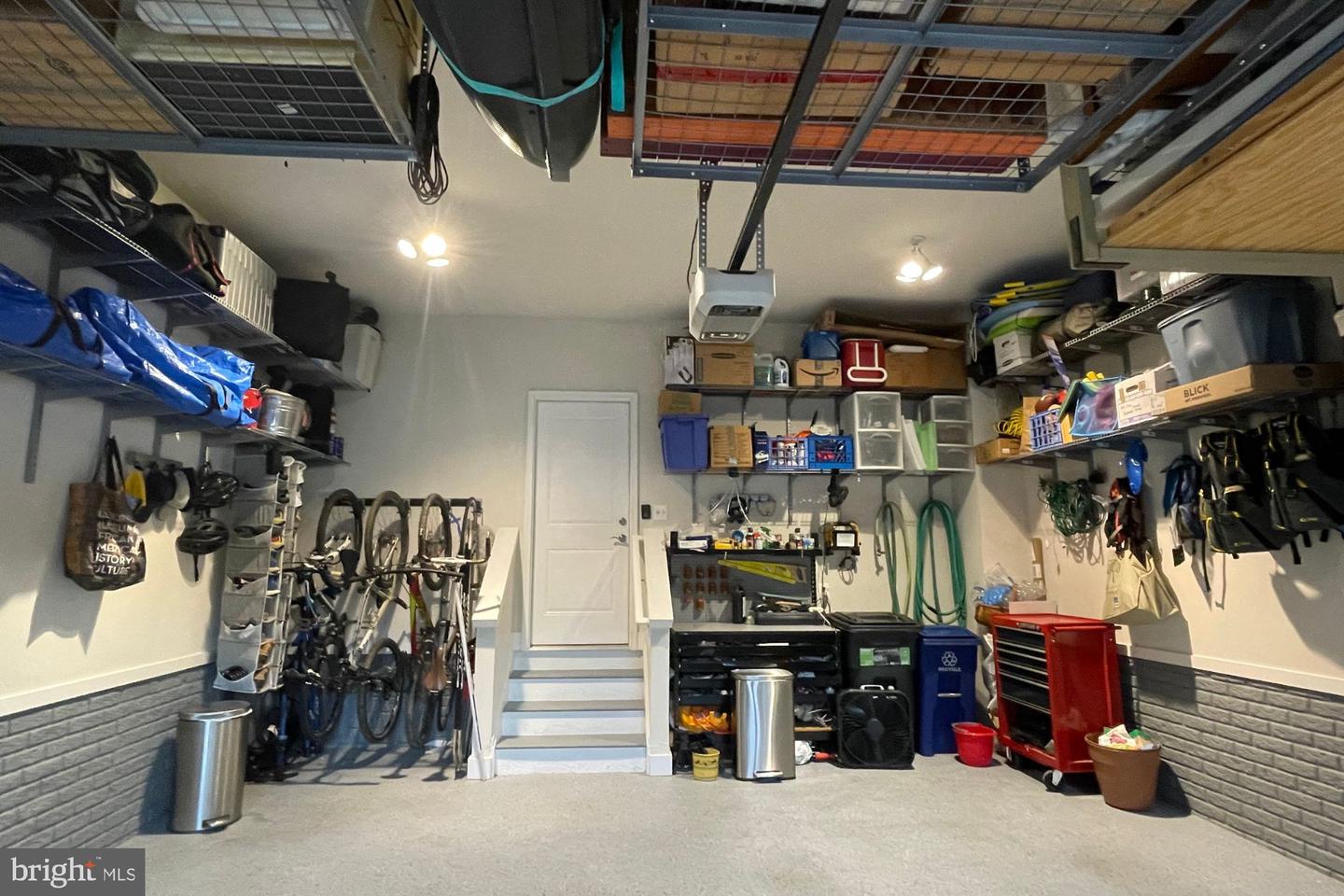 145 CENTER ST S #4, VIENNA, Virginia 22180, 4 Bedrooms Bedrooms, ,3 BathroomsBathrooms,Residential,For sale,145 CENTER ST S #4,VAFX2245076 MLS # VAFX2245076