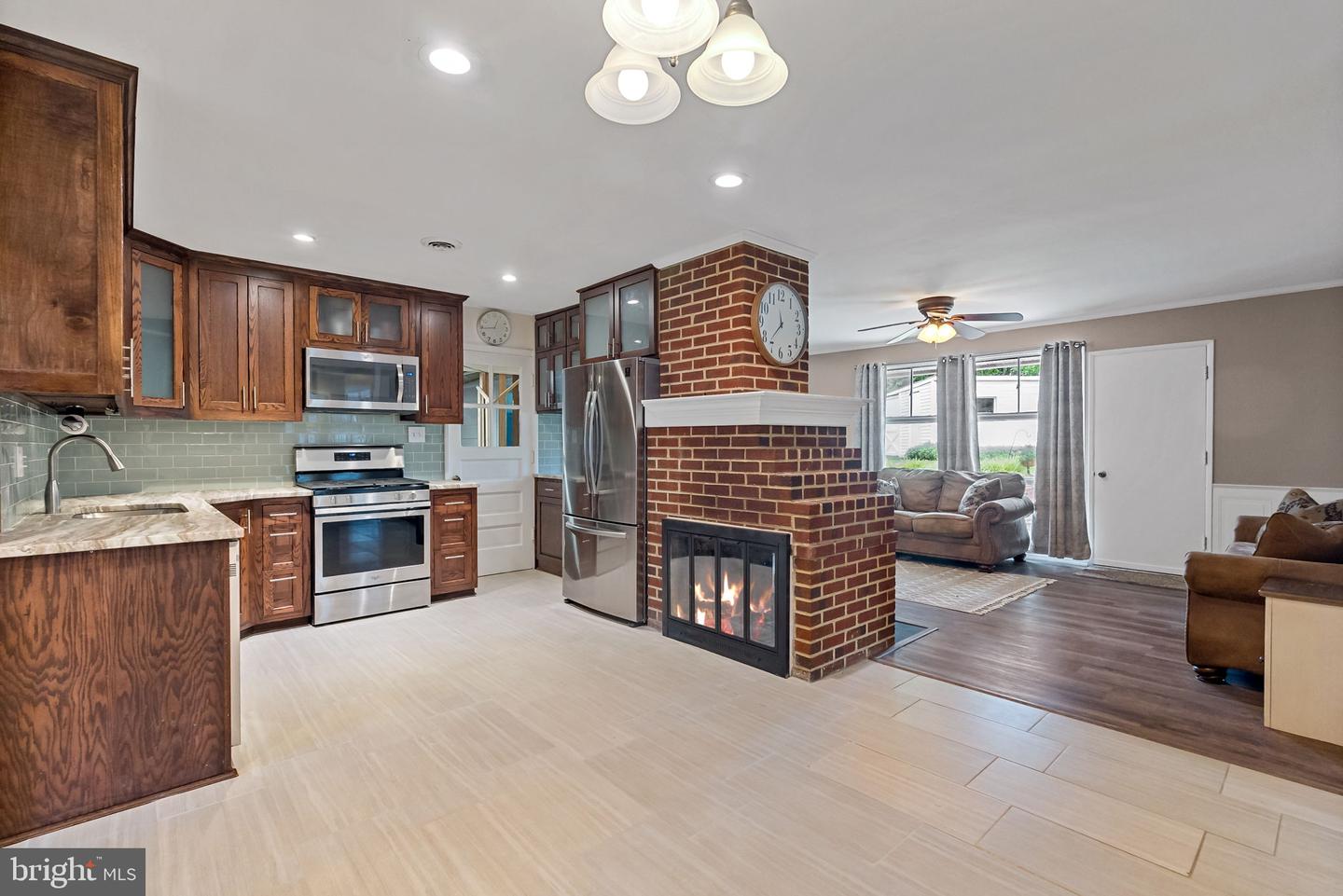 7407 FALMOUTH ST, SPRINGFIELD, Virginia 22150, 4 Bedrooms Bedrooms, ,2 BathroomsBathrooms,Residential,For sale,7407 FALMOUTH ST,VAFX2245102 MLS # VAFX2245102