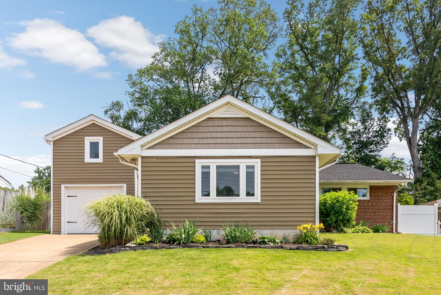 7407 FALMOUTH ST, SPRINGFIELD, Virginia 22150, 4 Bedrooms Bedrooms, ,2 BathroomsBathrooms,Residential,For sale,7407 FALMOUTH ST,VAFX2245102 MLS # VAFX2245102