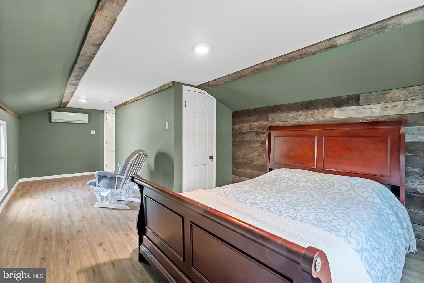 7407 FALMOUTH ST, SPRINGFIELD, Virginia 22150, 4 Bedrooms Bedrooms, ,2 BathroomsBathrooms,Residential,For sale,7407 FALMOUTH ST,VAFX2245102 MLS # VAFX2245102