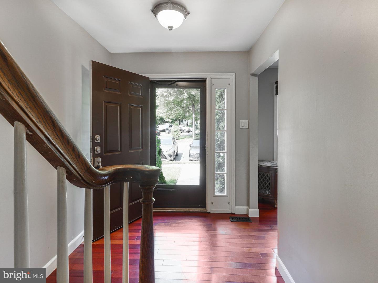4621 LUXBERRY DR, FAIRFAX, Virginia 22032, 3 Bedrooms Bedrooms, ,3 BathroomsBathrooms,Residential,For sale,4621 LUXBERRY DR,VAFX2245112 MLS # VAFX2245112