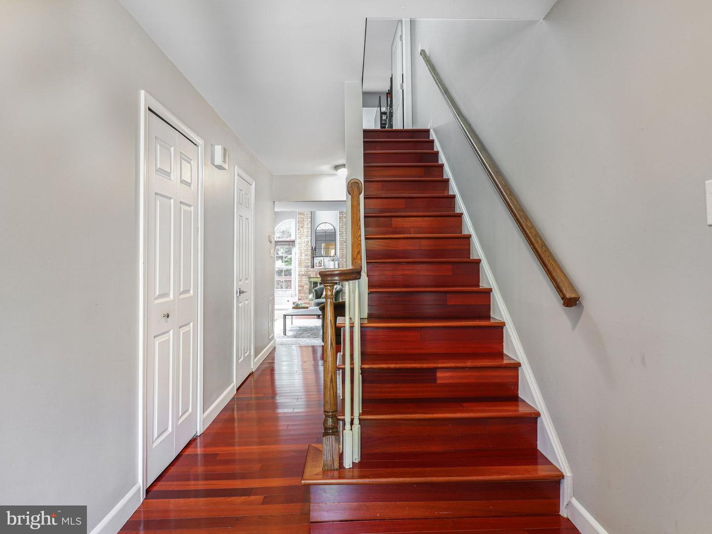 4621 LUXBERRY DR, FAIRFAX, Virginia 22032, 3 Bedrooms Bedrooms, ,3 BathroomsBathrooms,Residential,For sale,4621 LUXBERRY DR,VAFX2245112 MLS # VAFX2245112