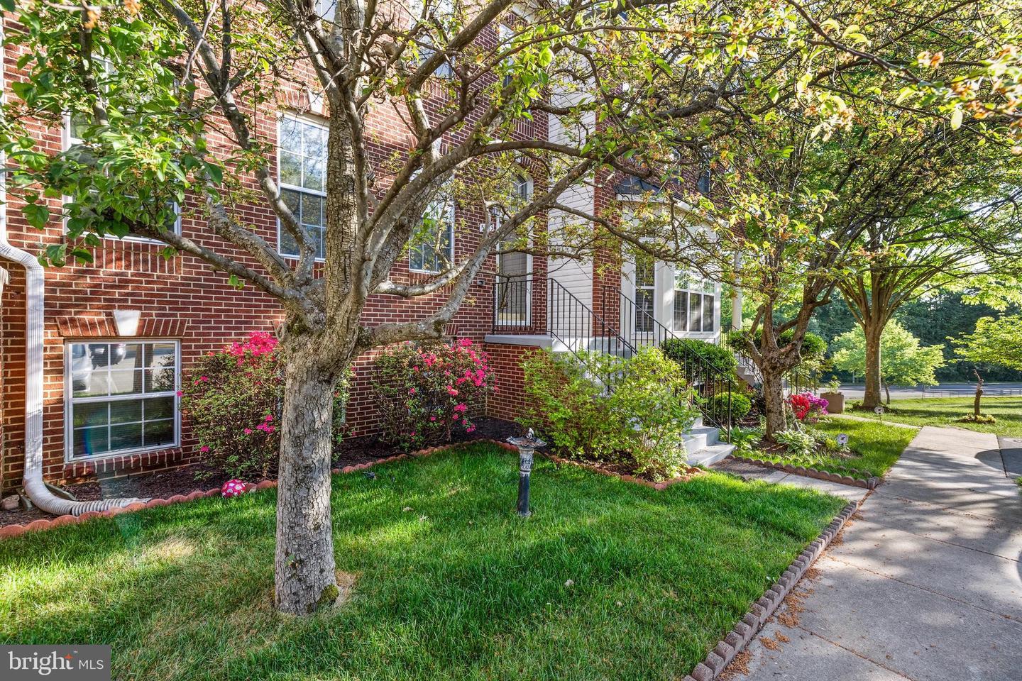 5543 JOWETT CT, ALEXANDRIA, Virginia 22315, 4 Bedrooms Bedrooms, ,3 BathroomsBathrooms,Residential,For sale,5543 JOWETT CT,VAFX2245118 MLS # VAFX2245118