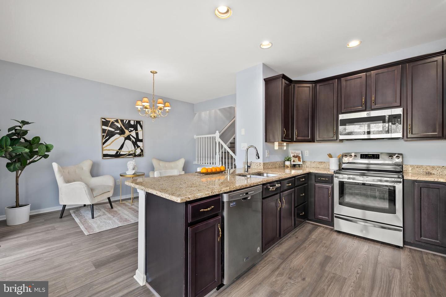 5543 JOWETT CT, ALEXANDRIA, Virginia 22315, 4 Bedrooms Bedrooms, ,3 BathroomsBathrooms,Residential,For sale,5543 JOWETT CT,VAFX2245118 MLS # VAFX2245118