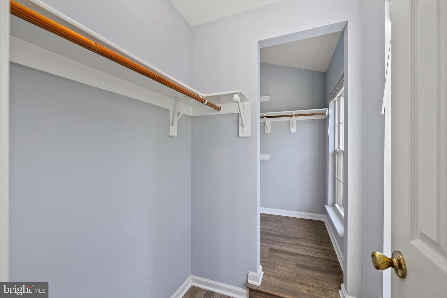 5543 JOWETT CT, ALEXANDRIA, Virginia 22315, 4 Bedrooms Bedrooms, ,3 BathroomsBathrooms,Residential,For sale,5543 JOWETT CT,VAFX2245118 MLS # VAFX2245118