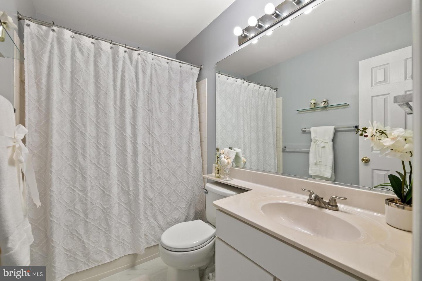 5543 JOWETT CT, ALEXANDRIA, Virginia 22315, 4 Bedrooms Bedrooms, ,3 BathroomsBathrooms,Residential,For sale,5543 JOWETT CT,VAFX2245118 MLS # VAFX2245118
