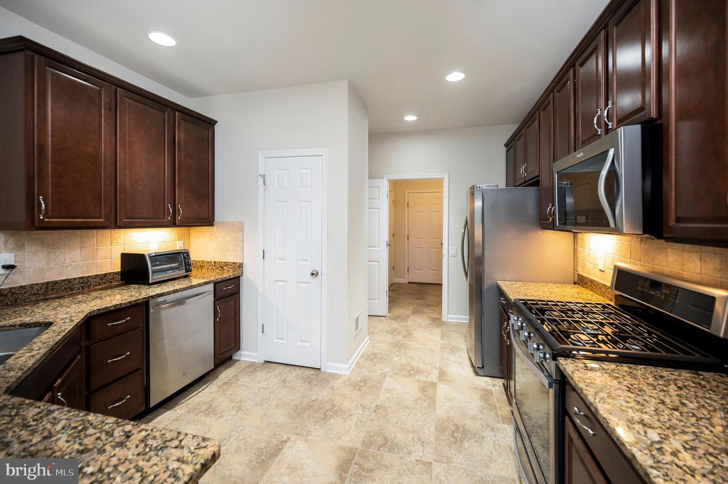 43 BATTERY POINT DR, FREDERICKSBURG, Virginia 22406, 3 Bedrooms Bedrooms, ,3 BathroomsBathrooms,Residential,For sale,43 BATTERY POINT DR,VAST2039462 MLS # VAST2039462