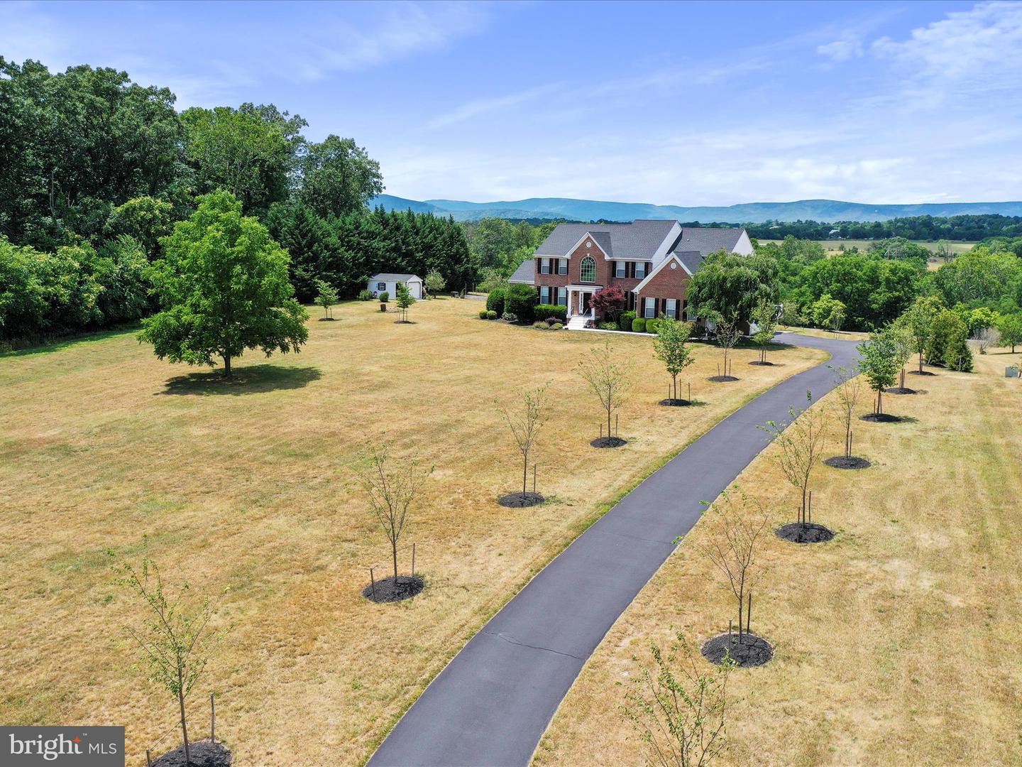 180 NEWELL DR, MIDDLETOWN, Virginia 22645, 5 Bedrooms Bedrooms, ,5 BathroomsBathrooms,Residential,For sale,180 NEWELL DR,VAFV2034590 MLS # VAFV2034590