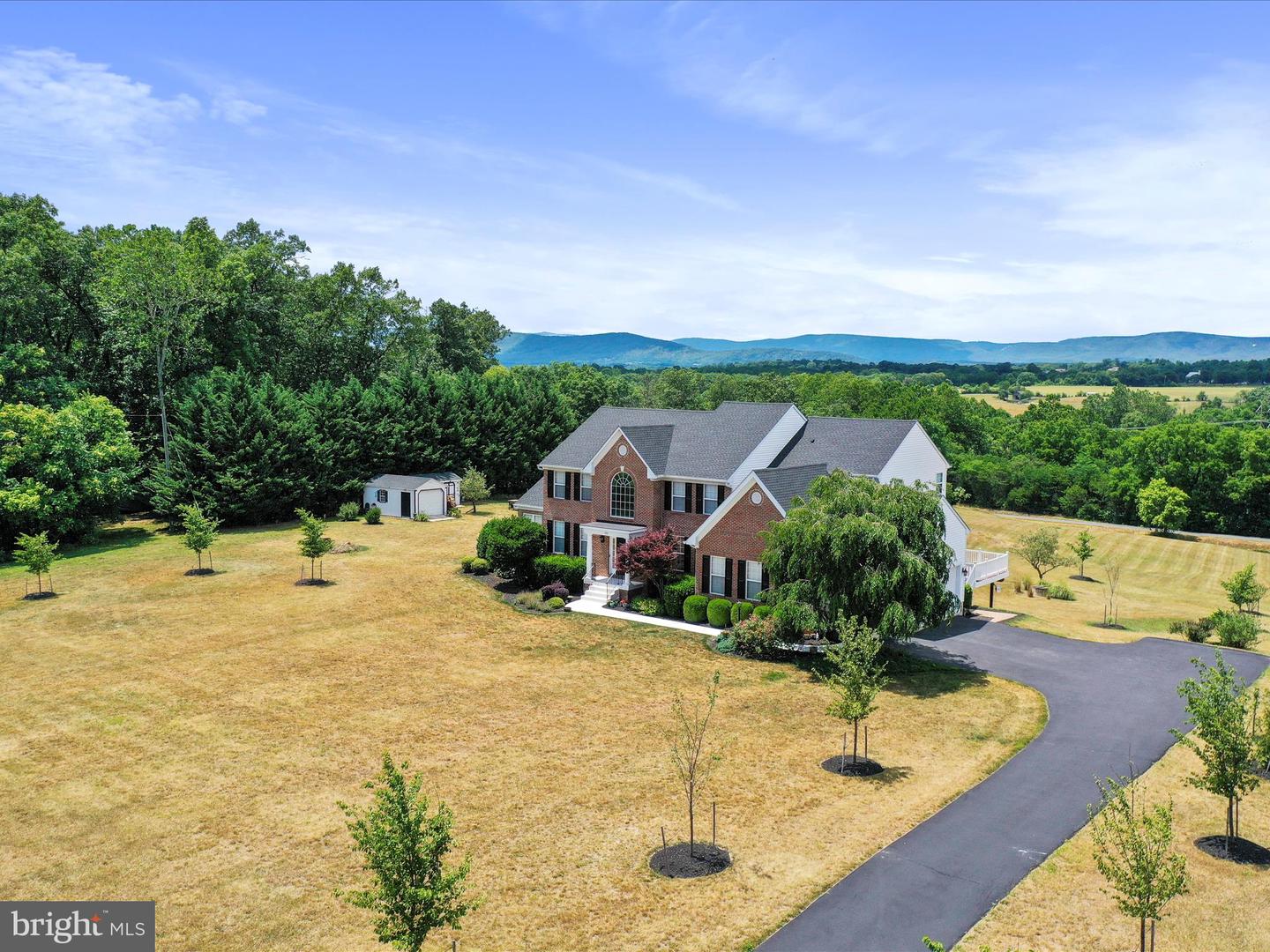 180 NEWELL DR, MIDDLETOWN, Virginia 22645, 5 Bedrooms Bedrooms, ,5 BathroomsBathrooms,Residential,For sale,180 NEWELL DR,VAFV2034590 MLS # VAFV2034590