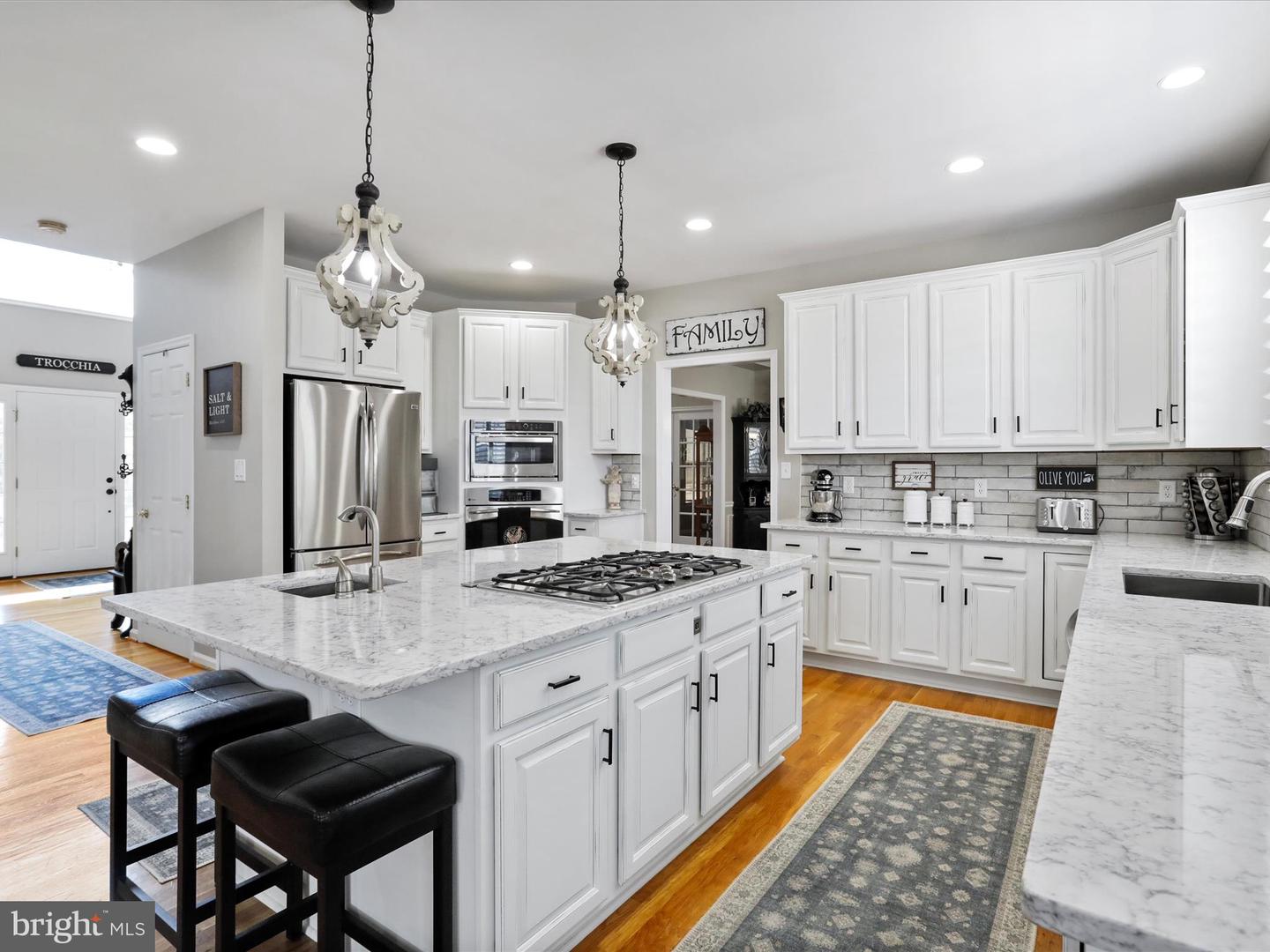 180 NEWELL DR, MIDDLETOWN, Virginia 22645, 5 Bedrooms Bedrooms, ,5 BathroomsBathrooms,Residential,For sale,180 NEWELL DR,VAFV2034590 MLS # VAFV2034590