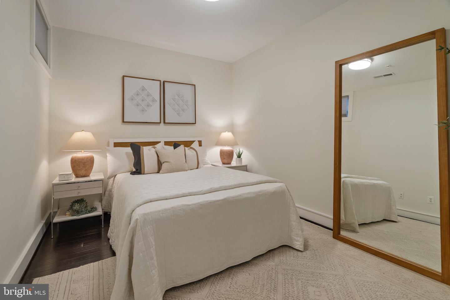 3321 16TH ST NW #205, WASHINGTON, District Of Columbia 20010, 2 Bedrooms Bedrooms, ,2 BathroomsBathrooms,Residential,For sale,3321 16TH ST NW #205,DCDC2203618 MLS # DCDC2203618