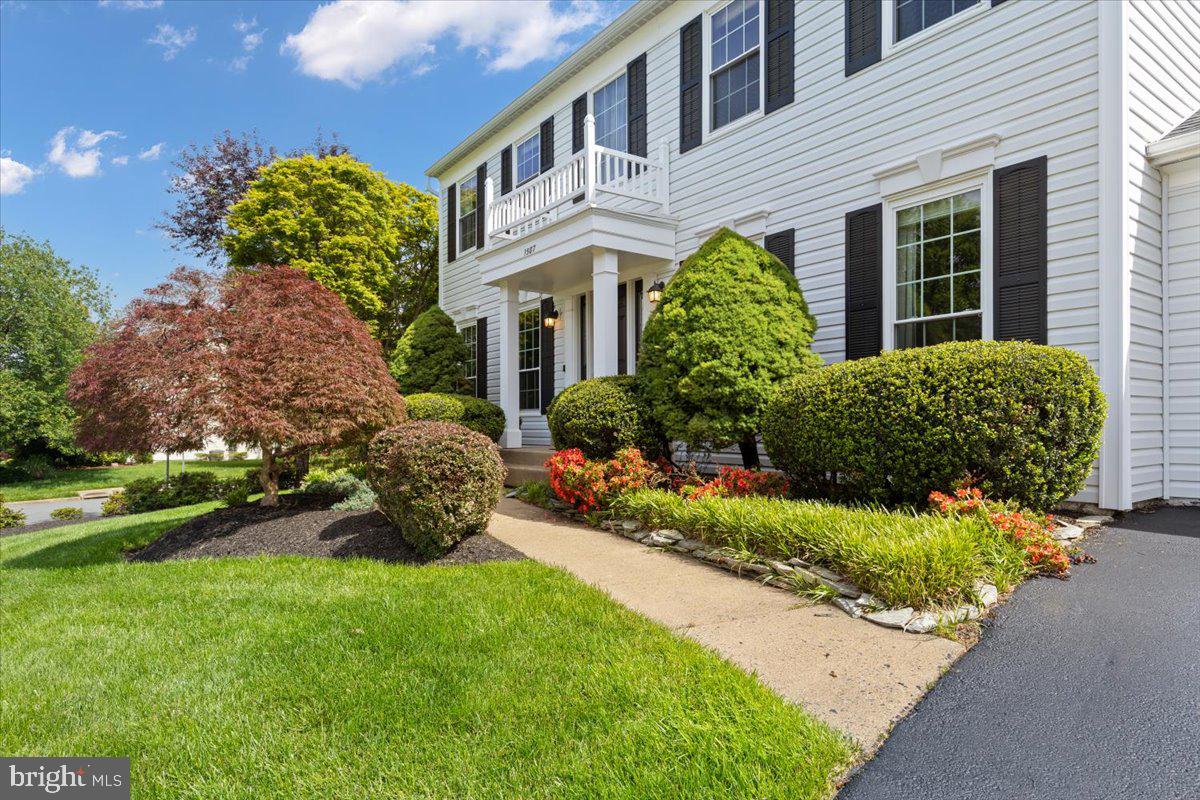 1587 KINGSTREAM CIR, HERNDON, Virginia 20170, 4 Bedrooms Bedrooms, ,3 BathroomsBathrooms,Residential,For sale,1587 KINGSTREAM CIR,VAFX2244766 MLS # VAFX2244766