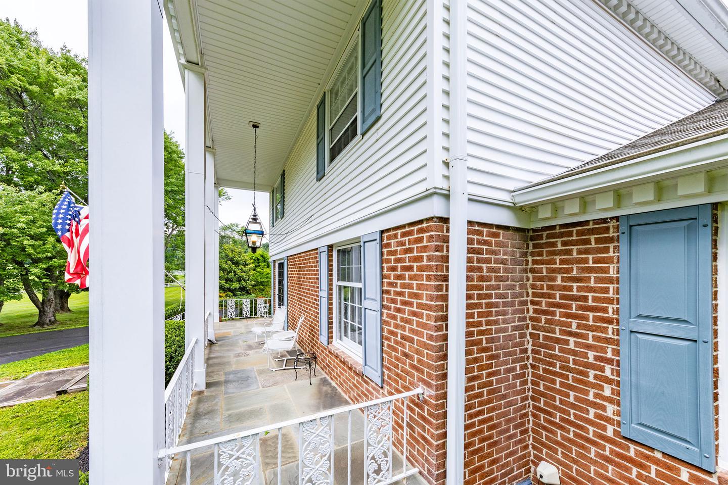 6511 STALLION RD, CLIFTON, Virginia 20124, 6 Bedrooms Bedrooms, ,4 BathroomsBathrooms,Residential,For sale,6511 STALLION RD,VAFX2245050 MLS # VAFX2245050