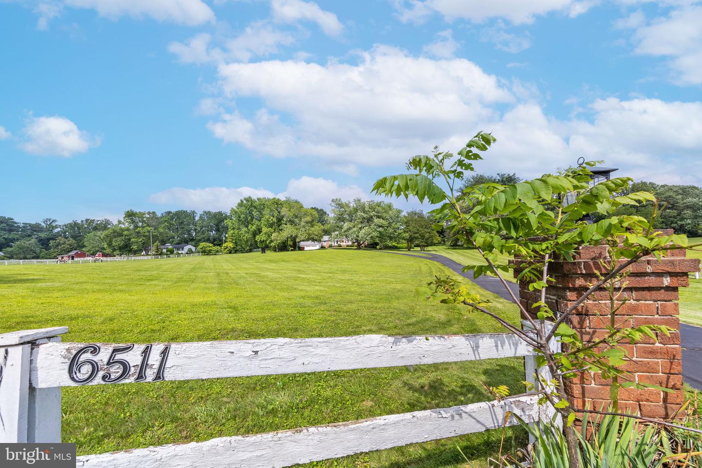 6511 STALLION RD, CLIFTON, Virginia 20124, 6 Bedrooms Bedrooms, ,4 BathroomsBathrooms,Residential,For sale,6511 STALLION RD,VAFX2245050 MLS # VAFX2245050
