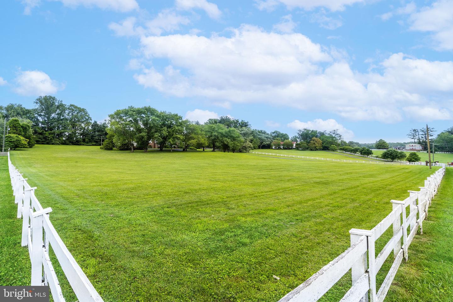 6511 STALLION RD, CLIFTON, Virginia 20124, 6 Bedrooms Bedrooms, ,4 BathroomsBathrooms,Residential,For sale,6511 STALLION RD,VAFX2245050 MLS # VAFX2245050
