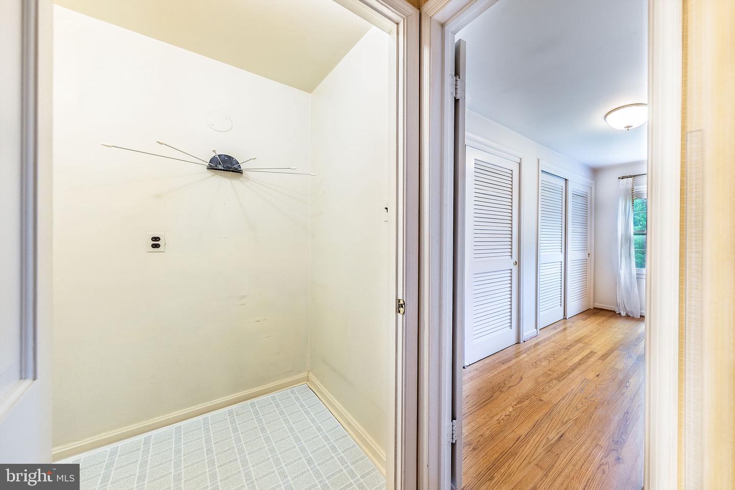 6511 STALLION RD, CLIFTON, Virginia 20124, 6 Bedrooms Bedrooms, ,4 BathroomsBathrooms,Residential,For sale,6511 STALLION RD,VAFX2245050 MLS # VAFX2245050