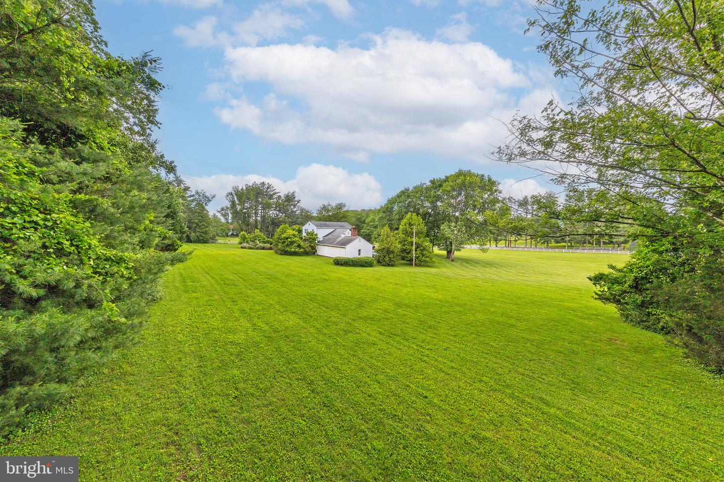6511 STALLION RD, CLIFTON, Virginia 20124, 6 Bedrooms Bedrooms, ,4 BathroomsBathrooms,Residential,For sale,6511 STALLION RD,VAFX2245050 MLS # VAFX2245050