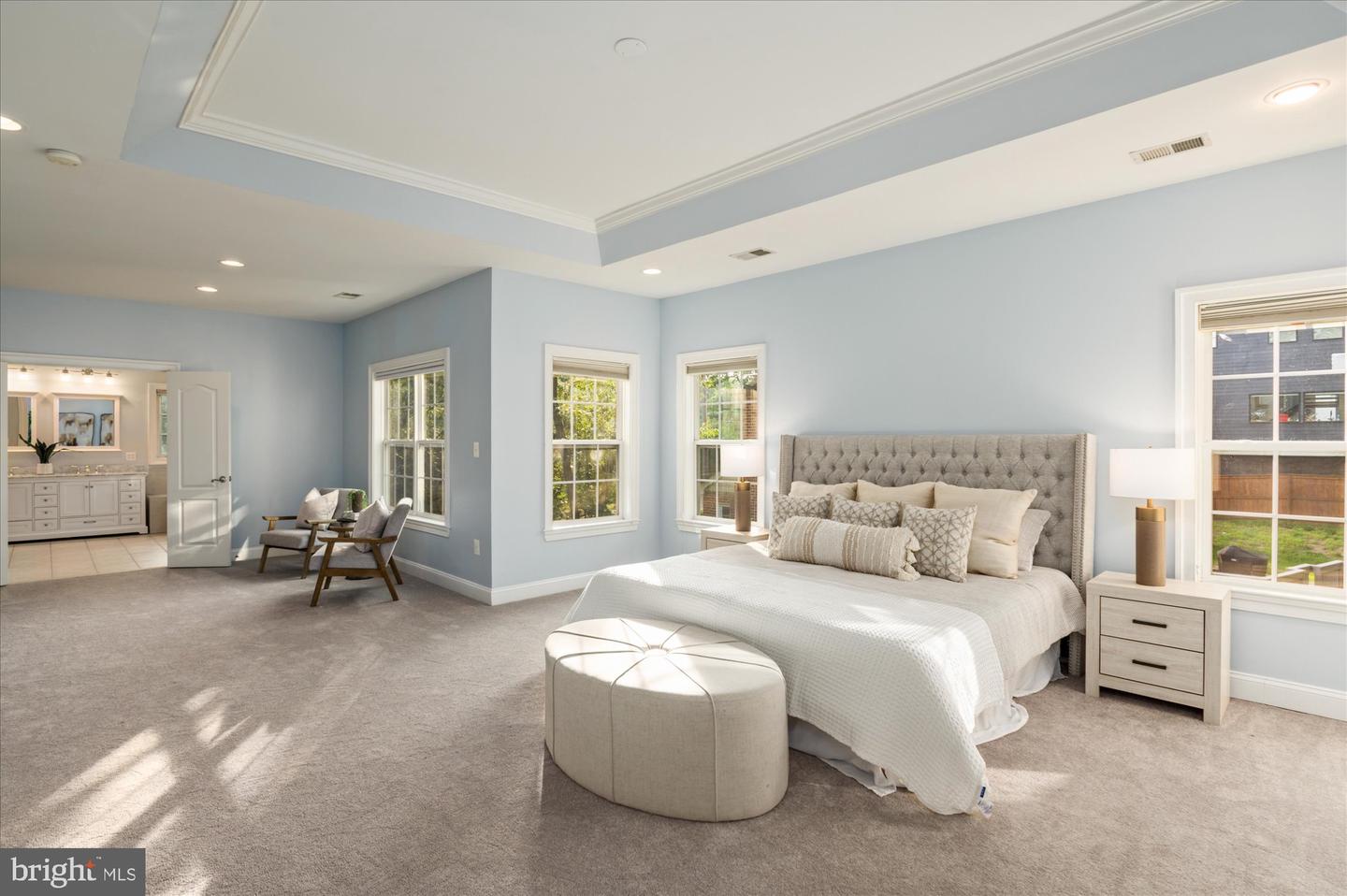 6825 WILLIAMSBURG BLVD, ARLINGTON, Virginia 22213, 6 Bedrooms Bedrooms, ,4 BathroomsBathrooms,Residential,For sale,6825 WILLIAMSBURG BLVD,VAAR2058744 MLS # VAAR2058744