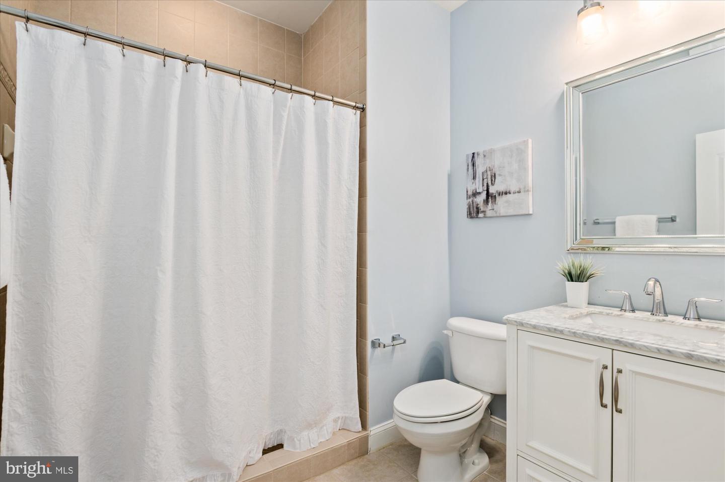 6825 WILLIAMSBURG BLVD, ARLINGTON, Virginia 22213, 6 Bedrooms Bedrooms, ,4 BathroomsBathrooms,Residential,For sale,6825 WILLIAMSBURG BLVD,VAAR2058744 MLS # VAAR2058744