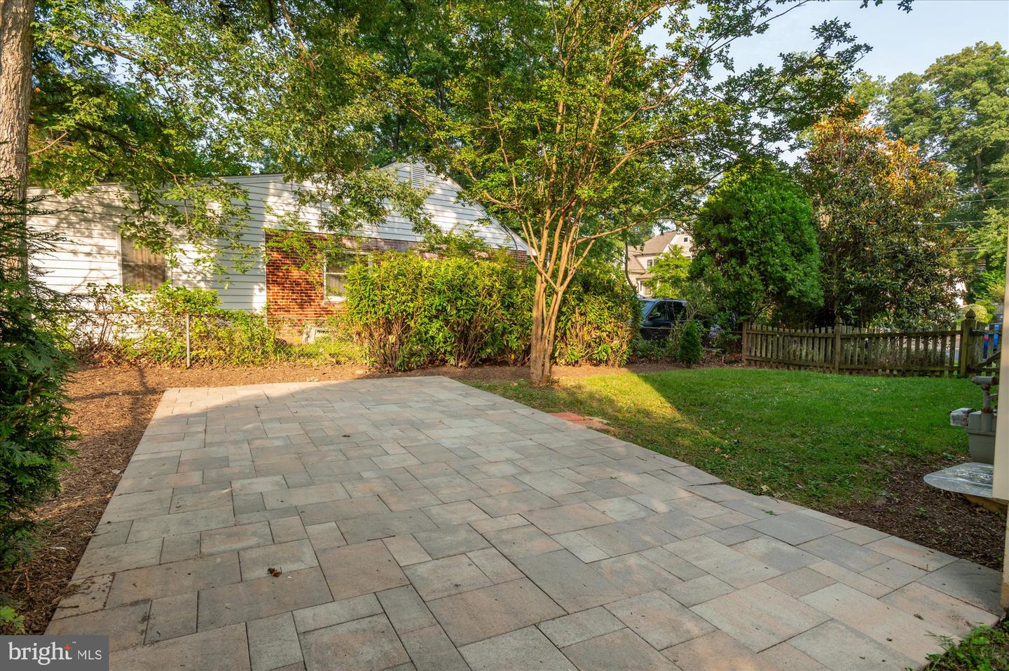 6825 WILLIAMSBURG BLVD, ARLINGTON, Virginia 22213, 6 Bedrooms Bedrooms, ,4 BathroomsBathrooms,Residential,For sale,6825 WILLIAMSBURG BLVD,VAAR2058744 MLS # VAAR2058744