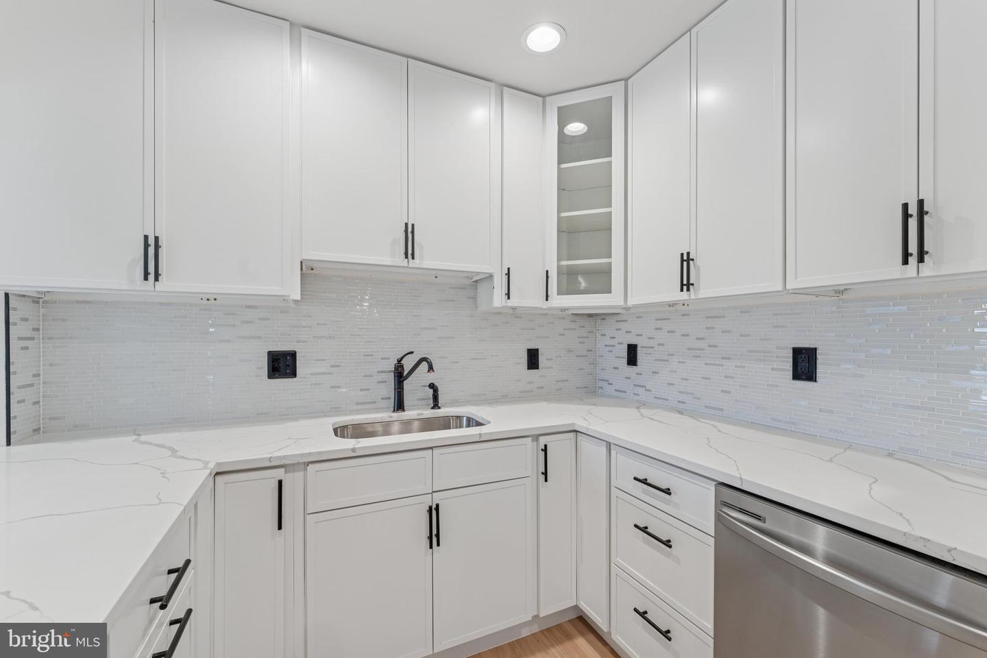 39891 OLD WHEATLAND RD, WATERFORD, Virginia 20197, 4 Bedrooms Bedrooms, ,4 BathroomsBathrooms,Residential,For sale,39891 OLD WHEATLAND RD,VALO2098656 MLS # VALO2098656
