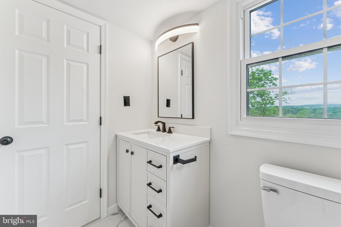 39891 OLD WHEATLAND RD, WATERFORD, Virginia 20197, 4 Bedrooms Bedrooms, ,4 BathroomsBathrooms,Residential,For sale,39891 OLD WHEATLAND RD,VALO2098656 MLS # VALO2098656