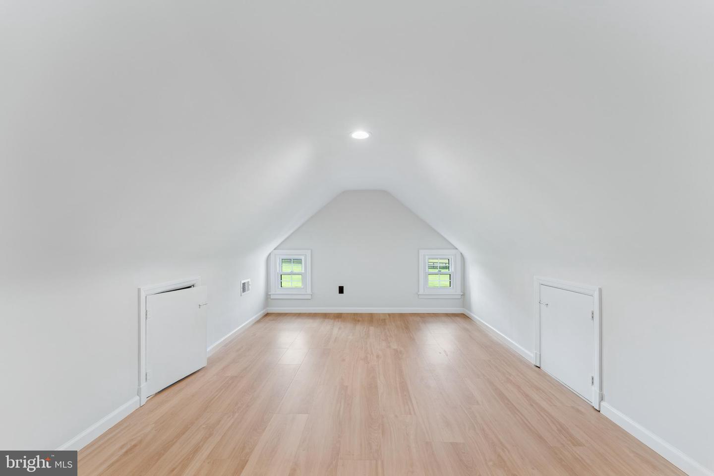 39891 OLD WHEATLAND RD, WATERFORD, Virginia 20197, 4 Bedrooms Bedrooms, ,4 BathroomsBathrooms,Residential,For sale,39891 OLD WHEATLAND RD,VALO2098656 MLS # VALO2098656