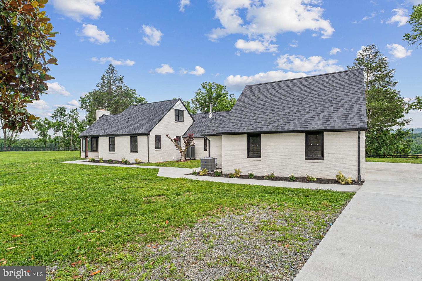 39891 OLD WHEATLAND RD, WATERFORD, Virginia 20197, 4 Bedrooms Bedrooms, ,4 BathroomsBathrooms,Residential,For sale,39891 OLD WHEATLAND RD,VALO2098656 MLS # VALO2098656