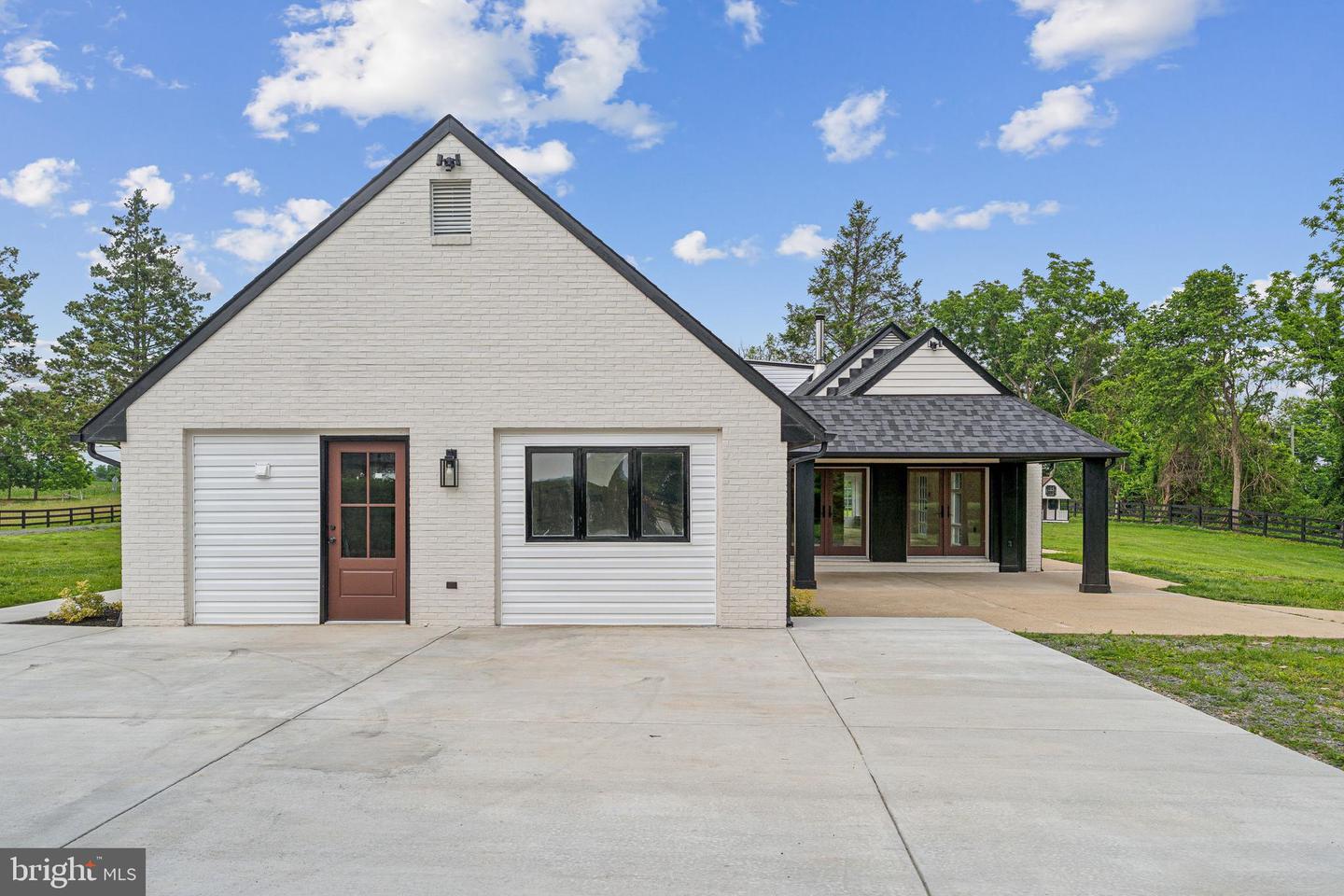 39891 OLD WHEATLAND RD, WATERFORD, Virginia 20197, 4 Bedrooms Bedrooms, ,4 BathroomsBathrooms,Residential,For sale,39891 OLD WHEATLAND RD,VALO2098656 MLS # VALO2098656