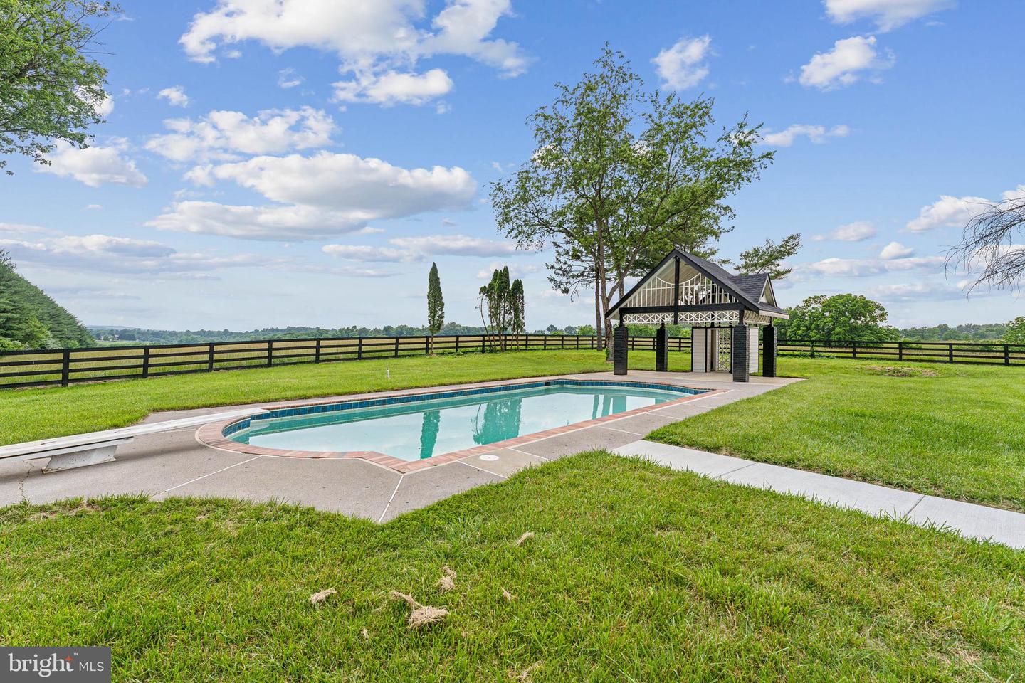 39891 OLD WHEATLAND RD, WATERFORD, Virginia 20197, 4 Bedrooms Bedrooms, ,4 BathroomsBathrooms,Residential,For sale,39891 OLD WHEATLAND RD,VALO2098656 MLS # VALO2098656