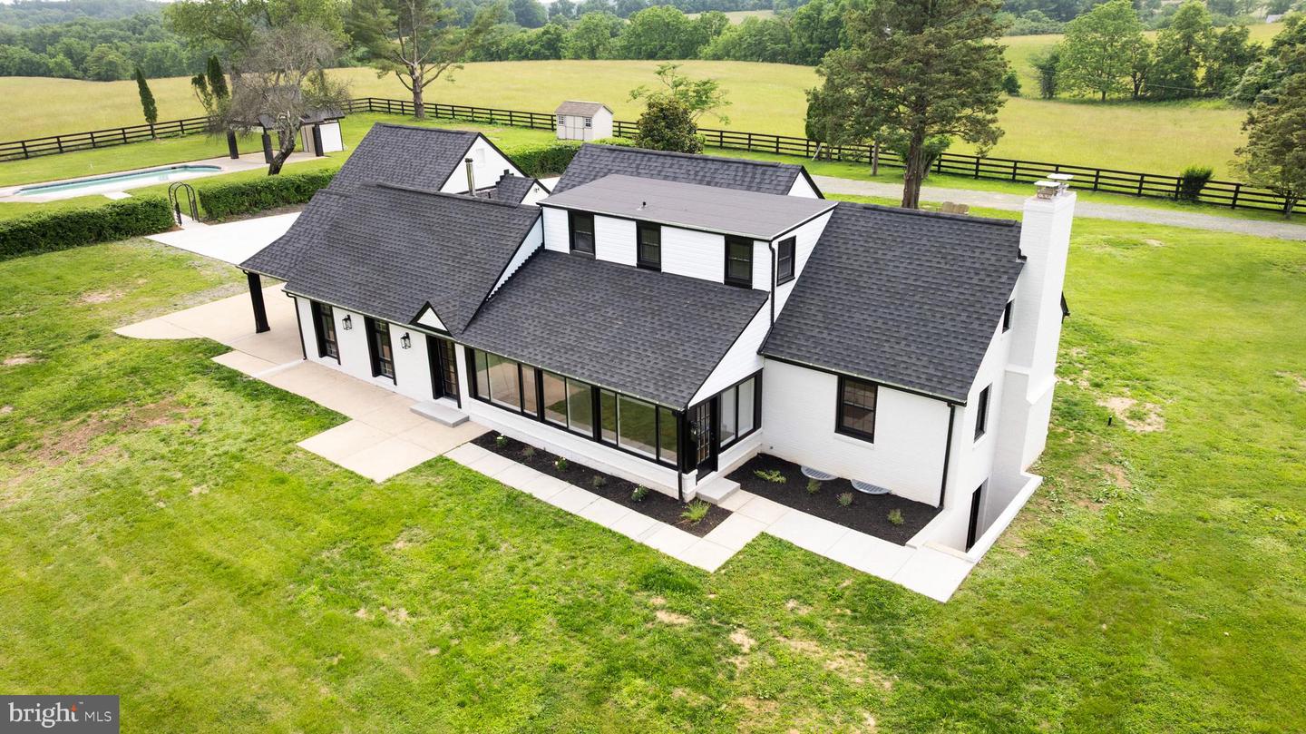 39891 OLD WHEATLAND RD, WATERFORD, Virginia 20197, 4 Bedrooms Bedrooms, ,4 BathroomsBathrooms,Residential,For sale,39891 OLD WHEATLAND RD,VALO2098656 MLS # VALO2098656