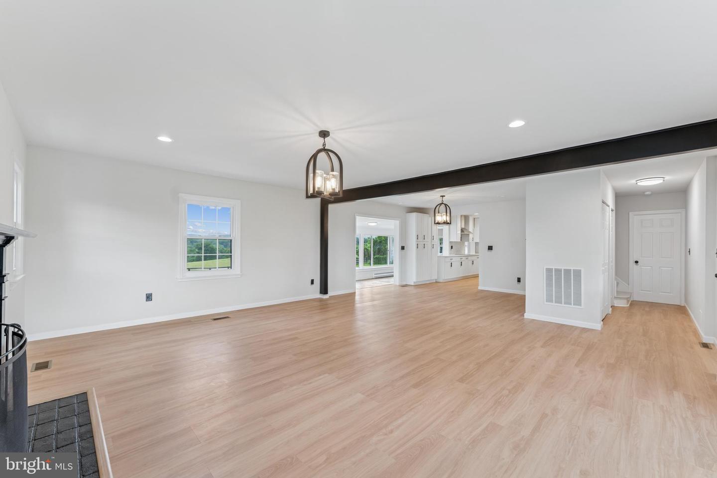 39891 OLD WHEATLAND RD, WATERFORD, Virginia 20197, 4 Bedrooms Bedrooms, ,4 BathroomsBathrooms,Residential,For sale,39891 OLD WHEATLAND RD,VALO2098656 MLS # VALO2098656