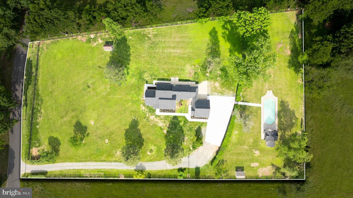 39891 OLD WHEATLAND RD, WATERFORD, Virginia 20197, 4 Bedrooms Bedrooms, ,4 BathroomsBathrooms,Residential,For sale,39891 OLD WHEATLAND RD,VALO2098656 MLS # VALO2098656