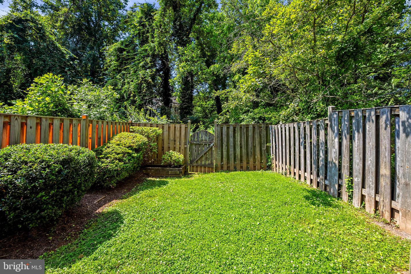 49 HUNTLEY CT, STERLING, Virginia 20165, 3 Bedrooms Bedrooms, ,2 BathroomsBathrooms,Residential,For sale,49 HUNTLEY CT,VALO2098674 MLS # VALO2098674