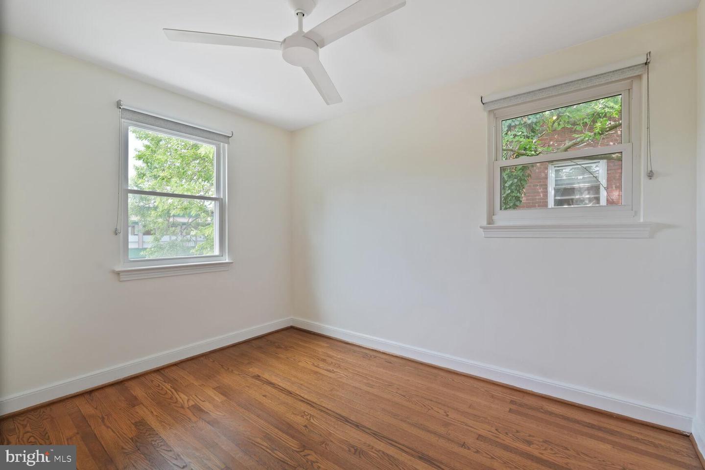 11 CLIFFORD AVE, ALEXANDRIA, Virginia 22305, 3 Bedrooms Bedrooms, ,2 BathroomsBathrooms,Residential,For sale,11 CLIFFORD AVE,VAAX2046066 MLS # VAAX2046066
